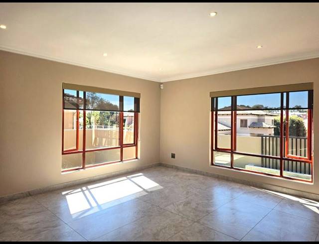 3 BEDROOM PROPERTY TO RENT IN CHANCLIFF AH